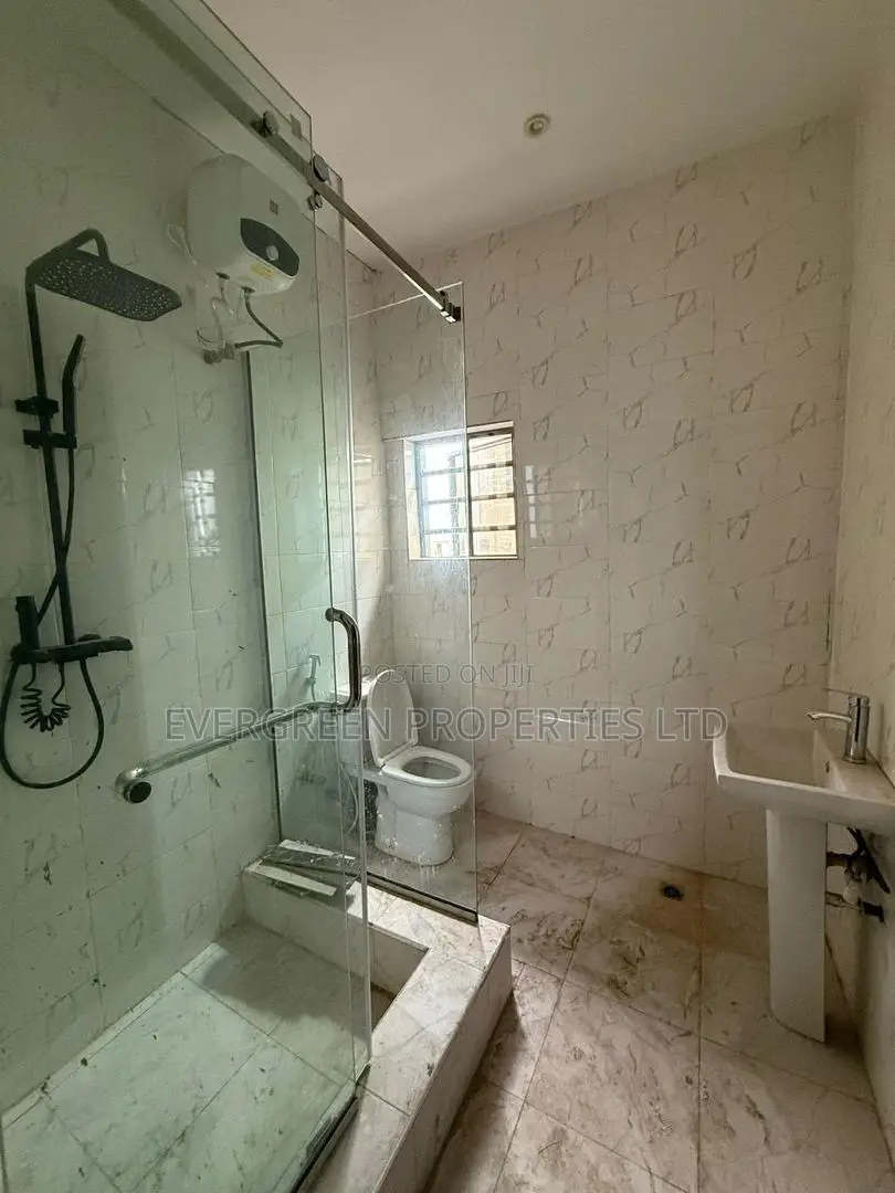 4bdrm Duplex in Akobo for sale in Akobo