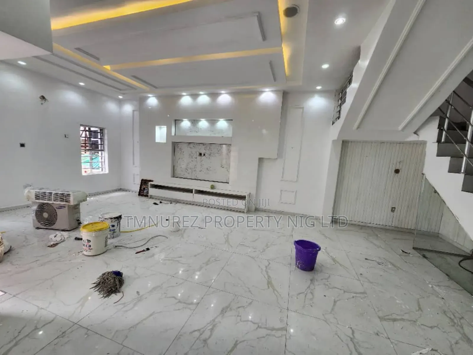 4bdrm Duplex in Chveon Estate, Chevron for rent in Chevron