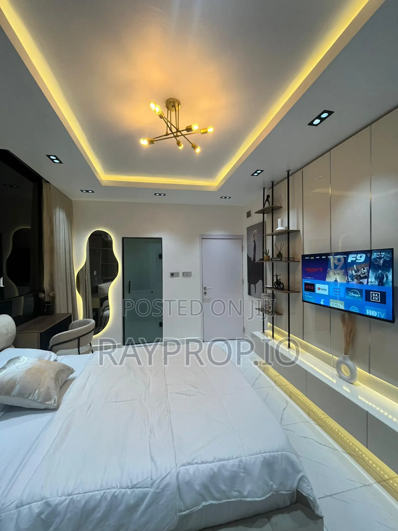 Studio Shortlet in Lekki Phase 1 in Lekki Phase 1