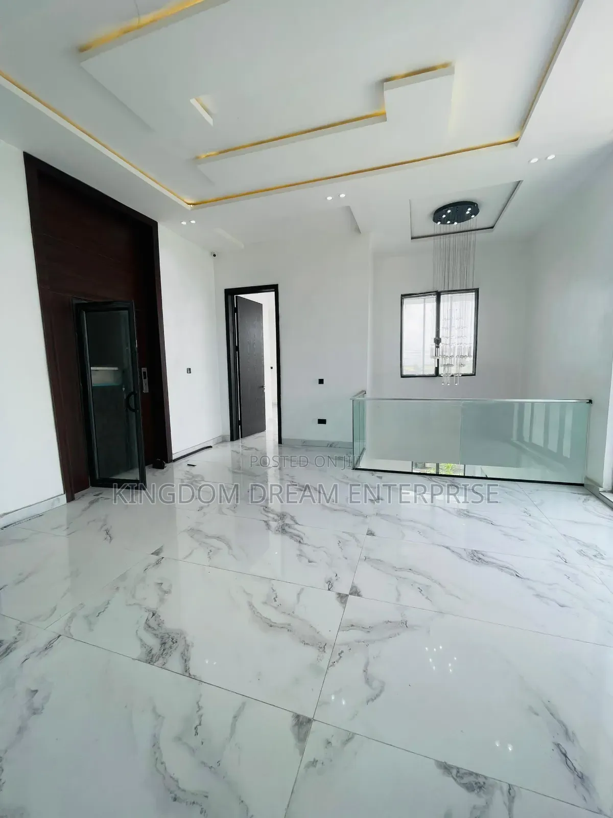 5bdrm House in Victory Park Estate for sale in Off Lekki-Epe Expressway