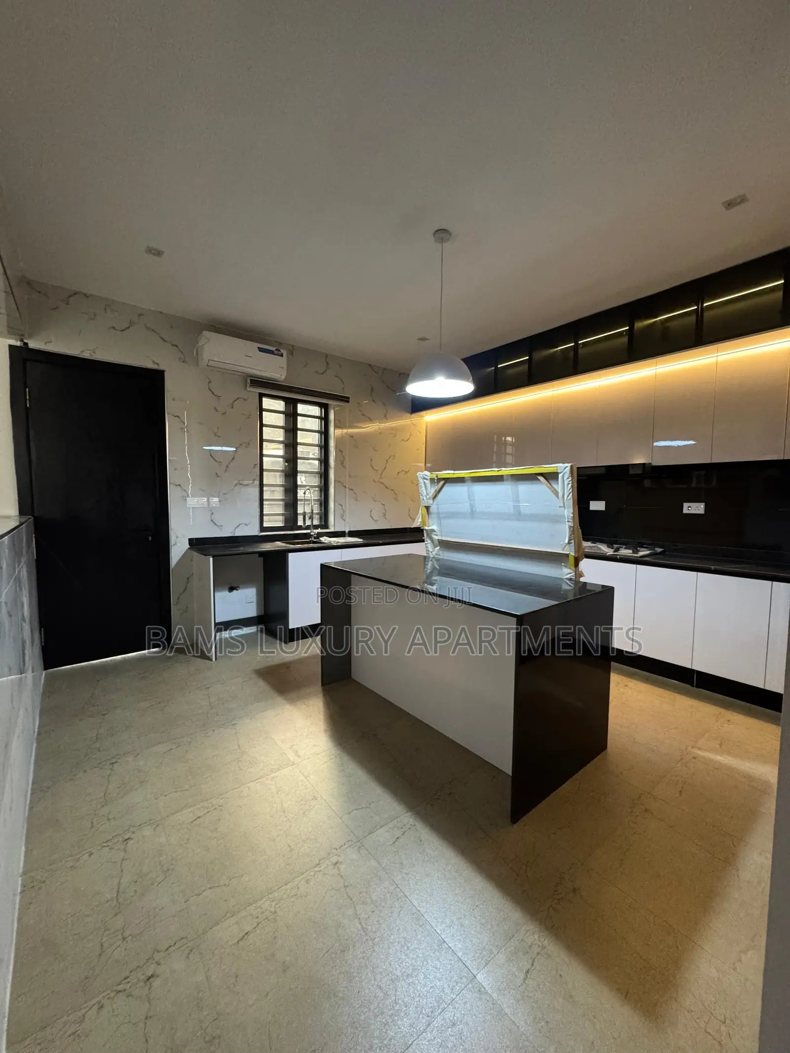 Furnished 4bdrm Duplex in Maryland Ikeja for sale in Maryland