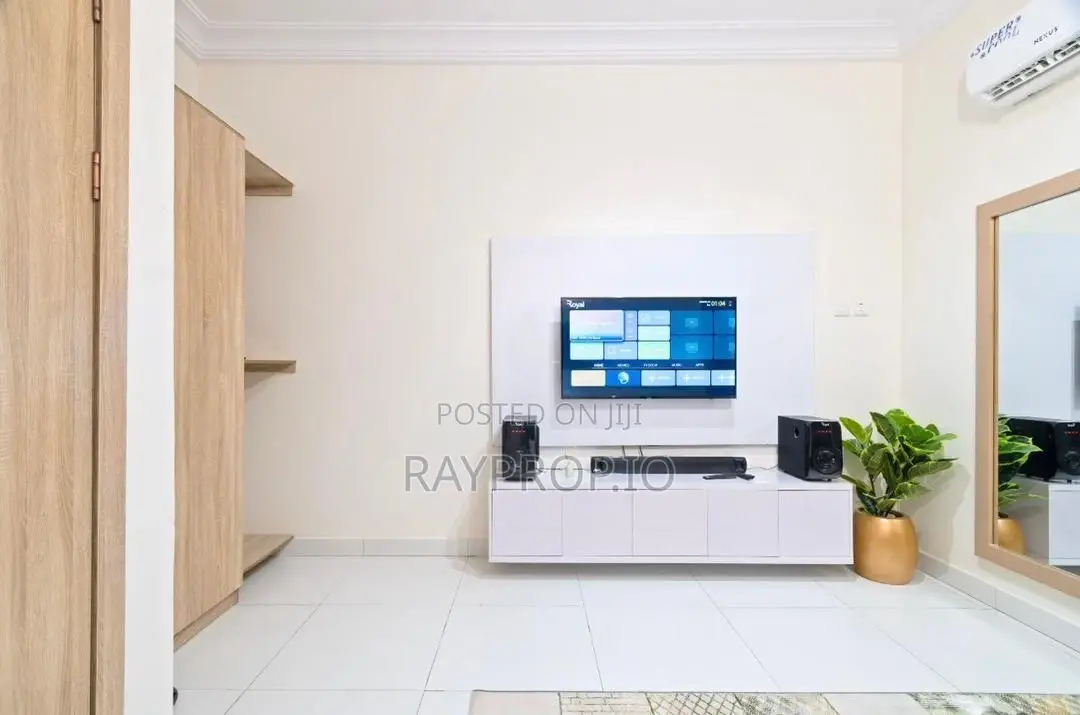 1 Bedroom Shortlet in Chevron Lekki in Chevron
