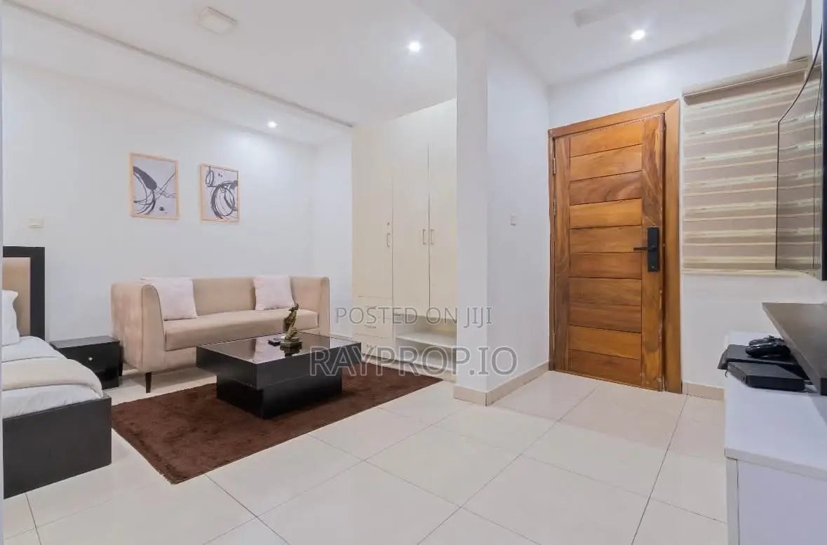 Studio Shortlet in Ikate Lekki in Ikate