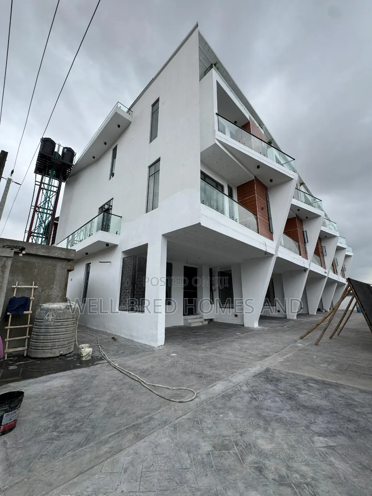 4bdrm Duplex in Lekki for sale in Lekki