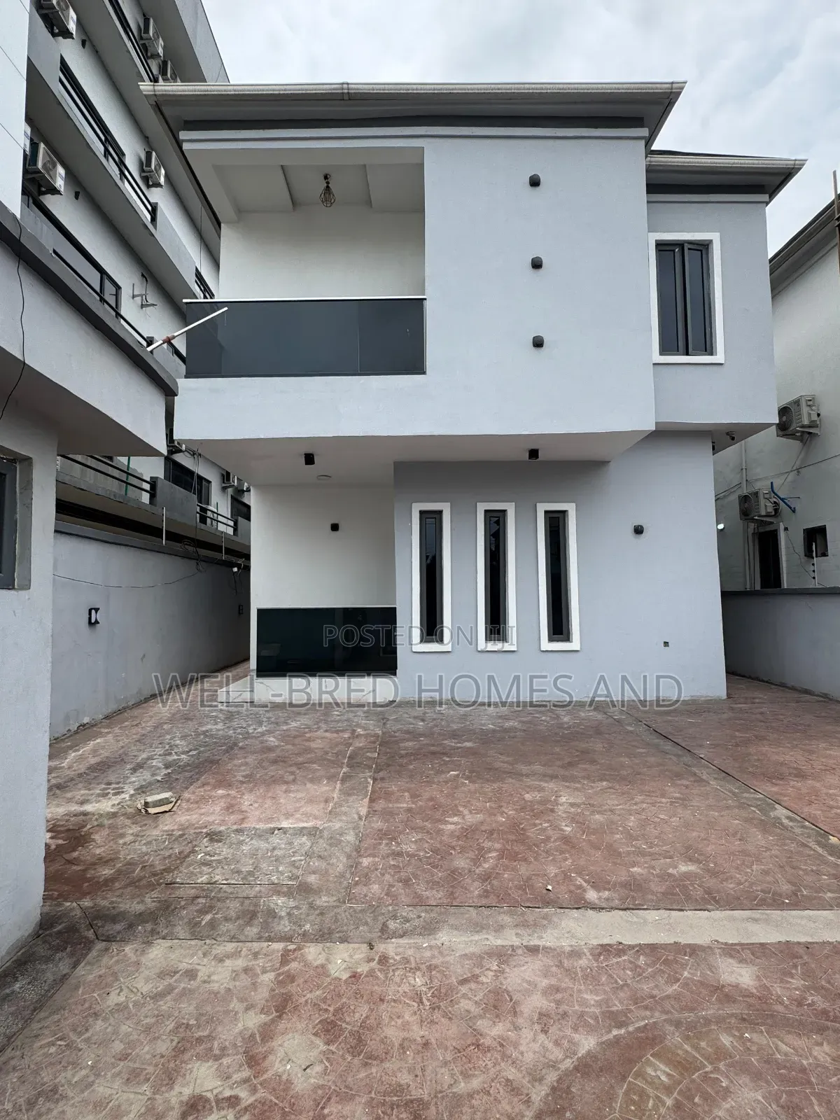4bdrm Duplex in Lekki for sale in Lekki