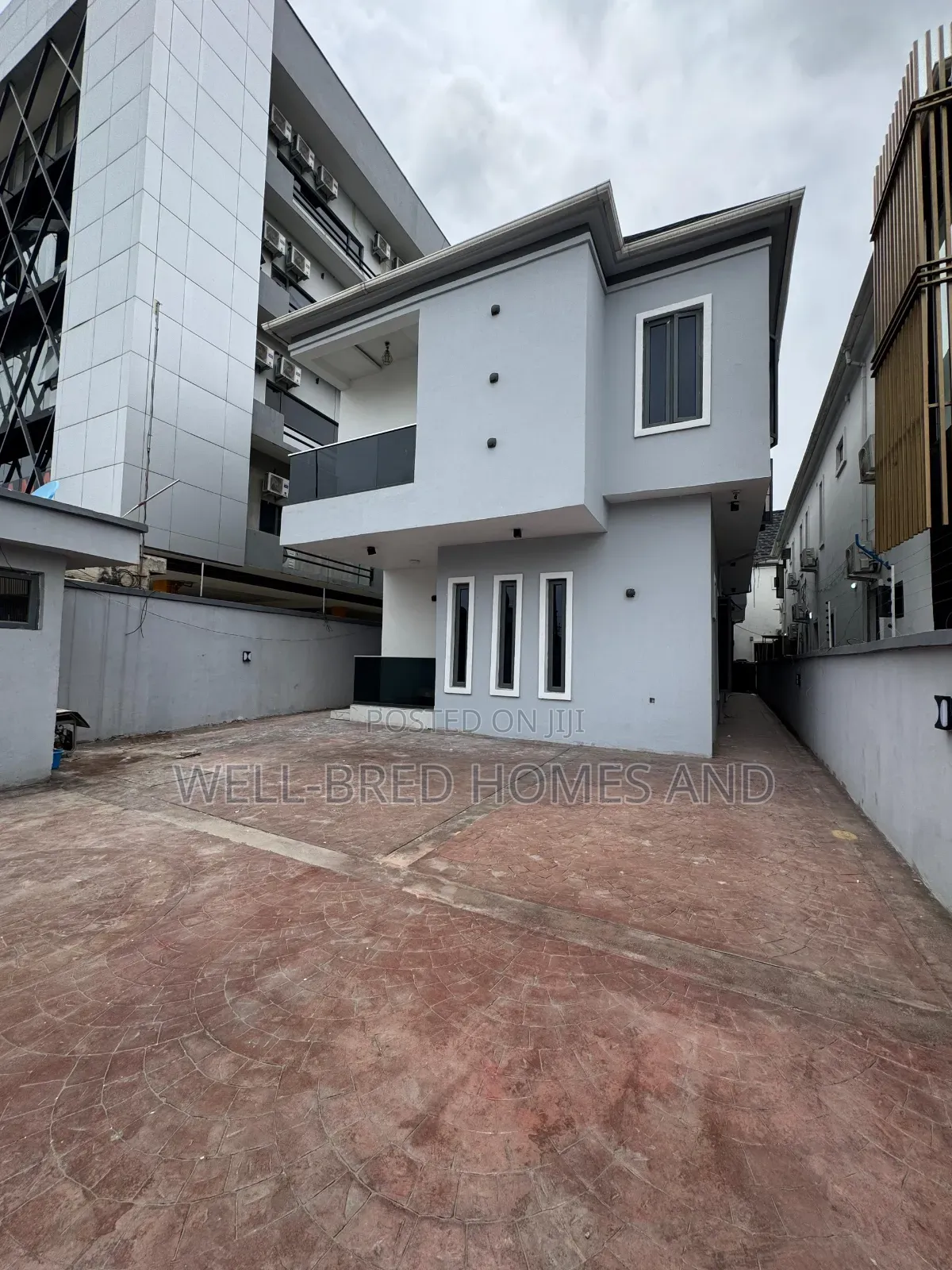 4bdrm Duplex in Lekki for sale in Lekki