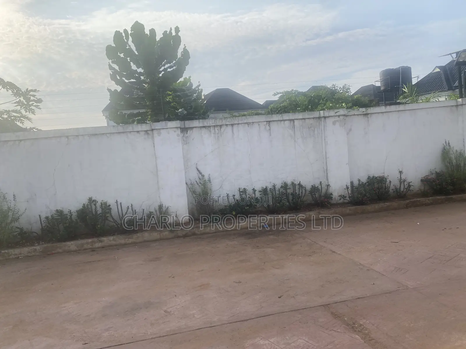Nice 75ft by 100ft in Ugbor for Outright Sale in Benin City