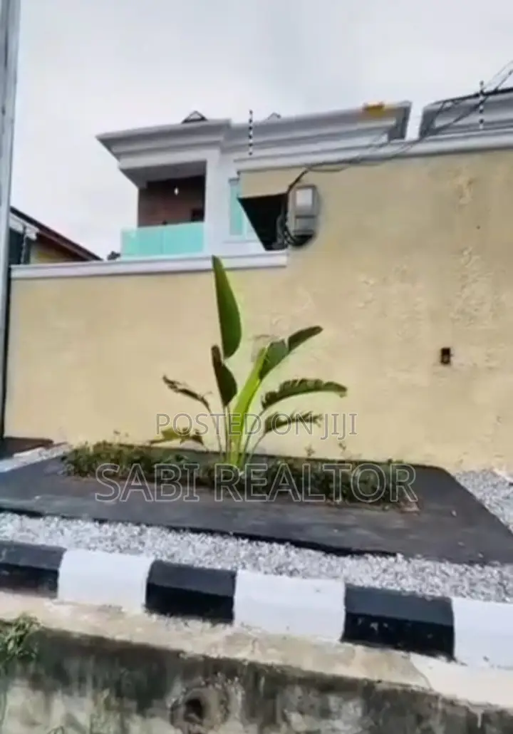 Furnished 4bdrm Duplex in Omole Phase 1 for sale in Omole Phase 1