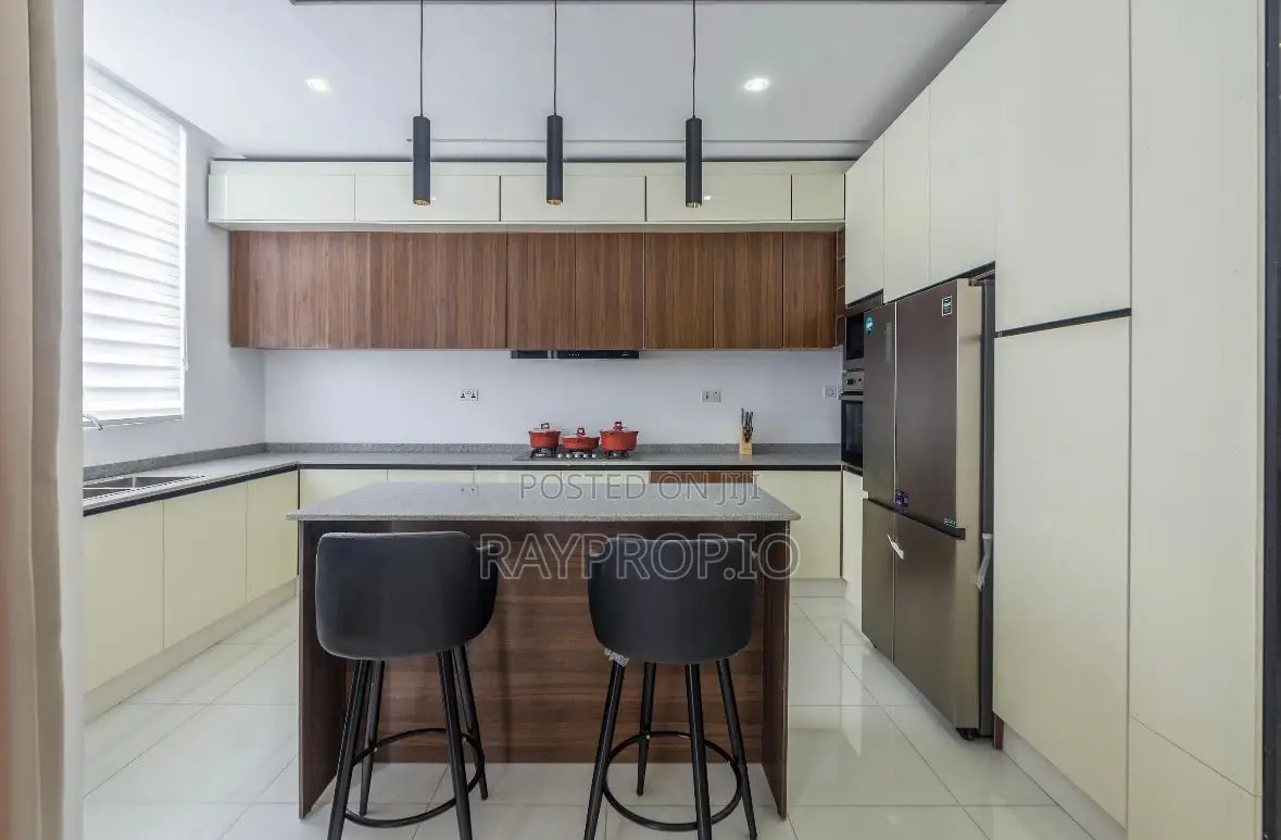 092217tw - 2 Bedroom Shortlet in Ikate Lekki in Ikate