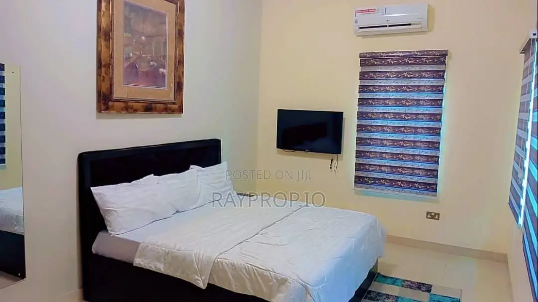 571620pr - 2 Bedroom Shortlet in Ikeja Gra in Ikeja GRA