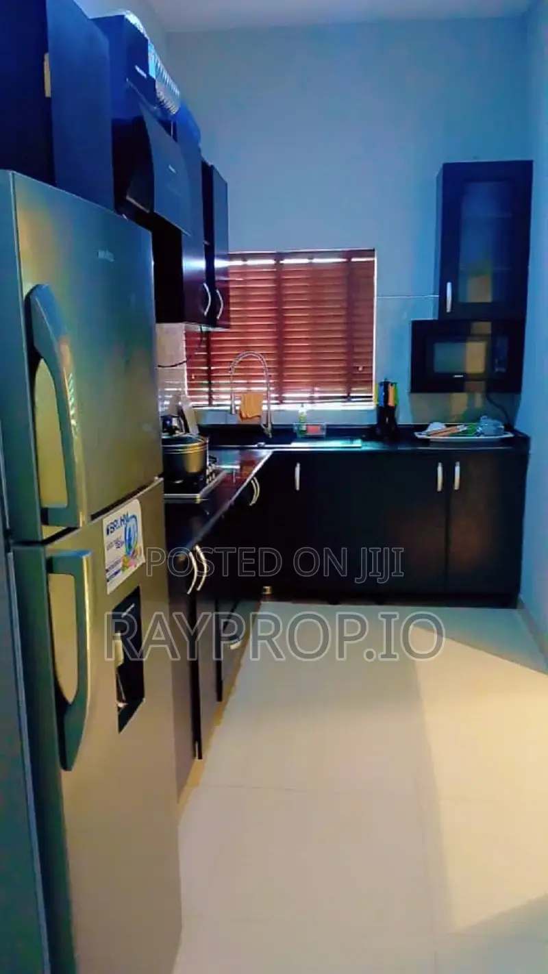 571620pr - 2 Bedroom Shortlet in Ikeja Gra in Ikeja GRA