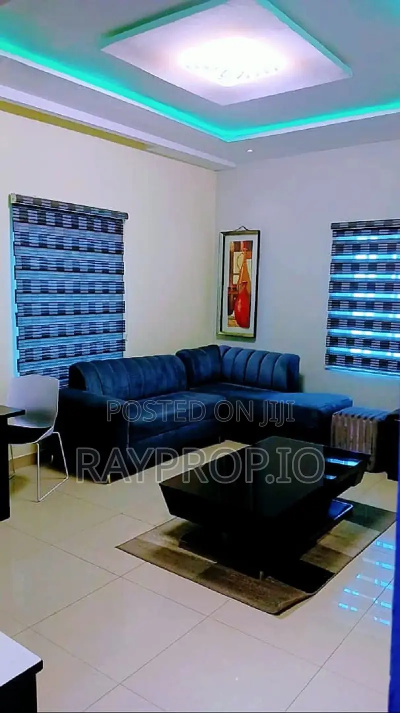 571620pr - 2 Bedroom Shortlet in Ikeja Gra in Ikeja GRA