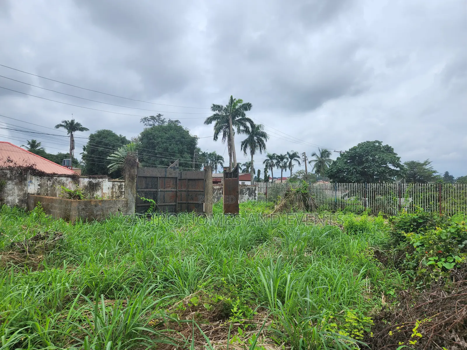 1000m2 at Magara Iyaganku Gra in Iyanganku
