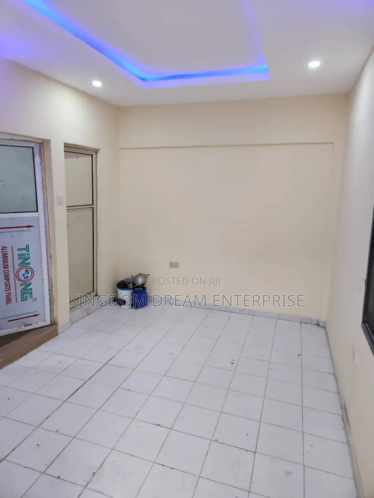 2bdrm Apartment in Off Agbe Road for rent in Abule Egba