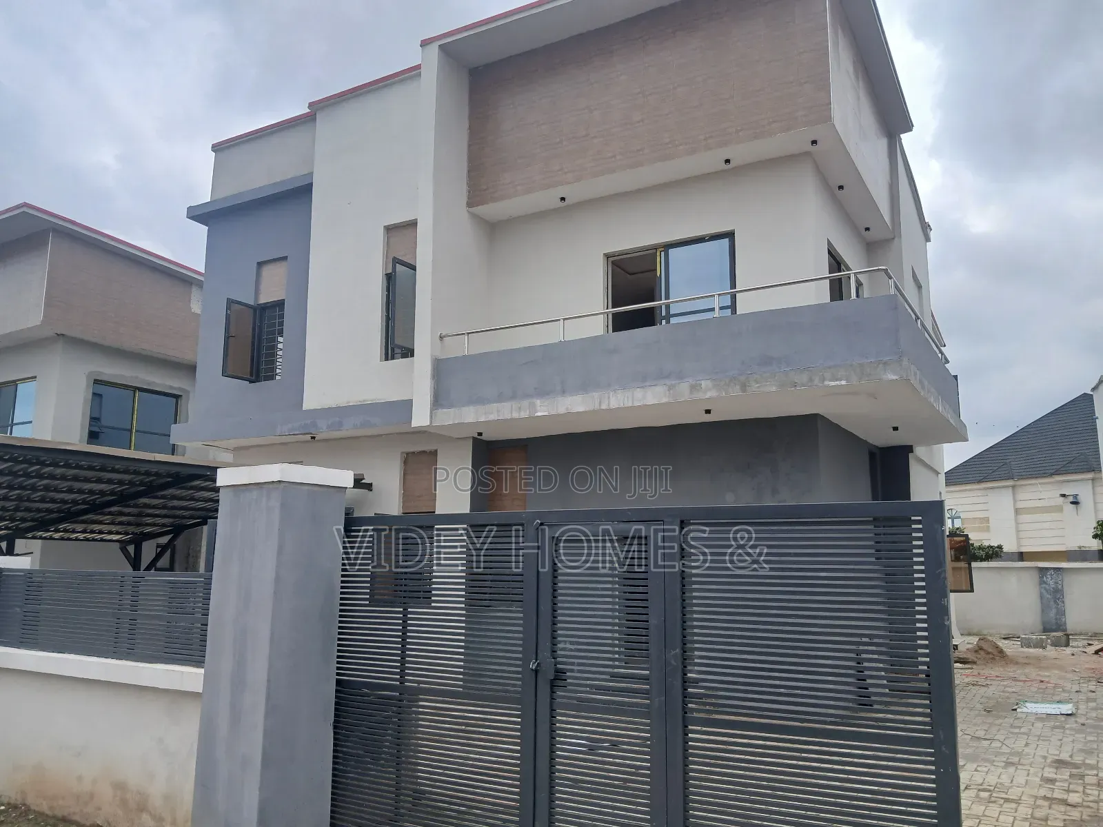 3bdrm Duplex in Sunnyvale 2, Dakwo District for rent in Dakwo District