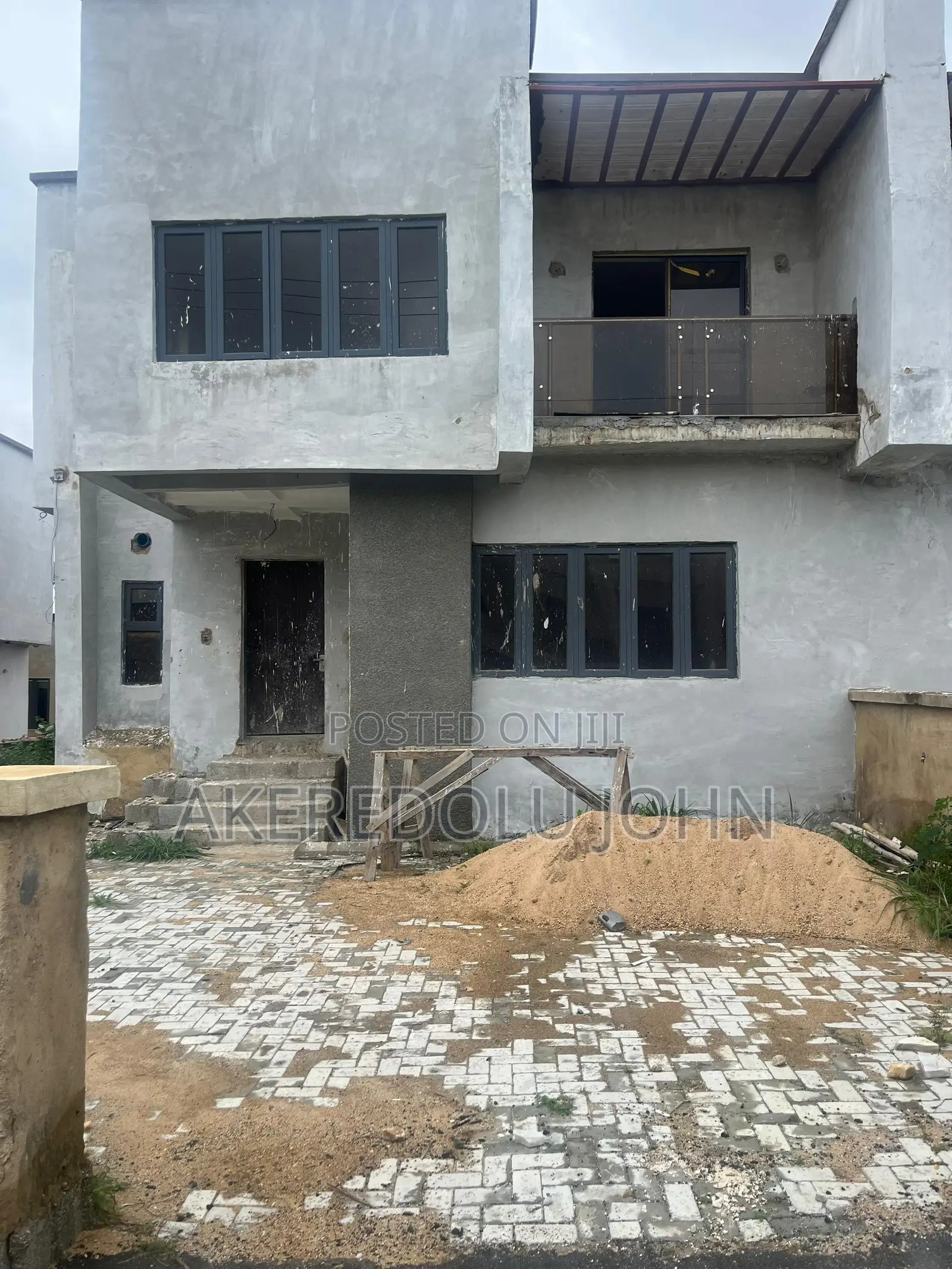 4bdrm Duplex in Karsana for sale in Karsana