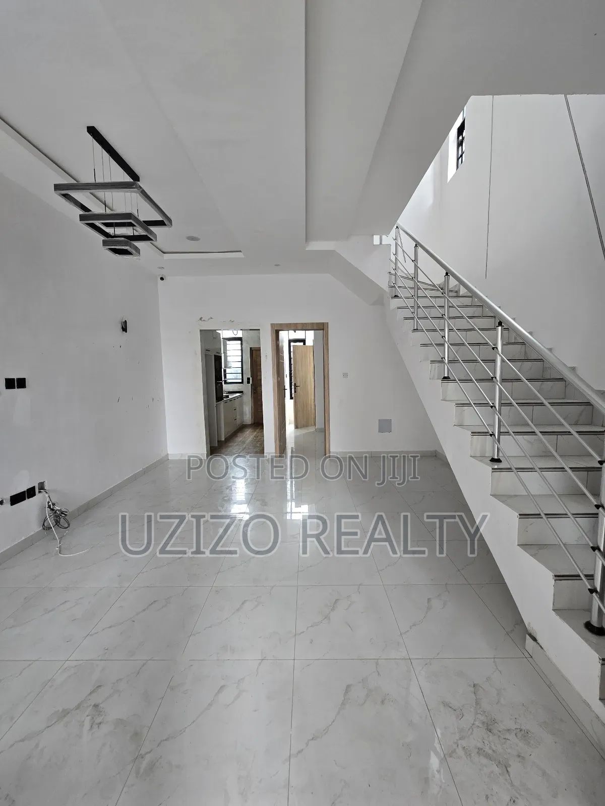 Furnished 4bdrm Townhouse/Terrace in Chevron for Sale in Chevron