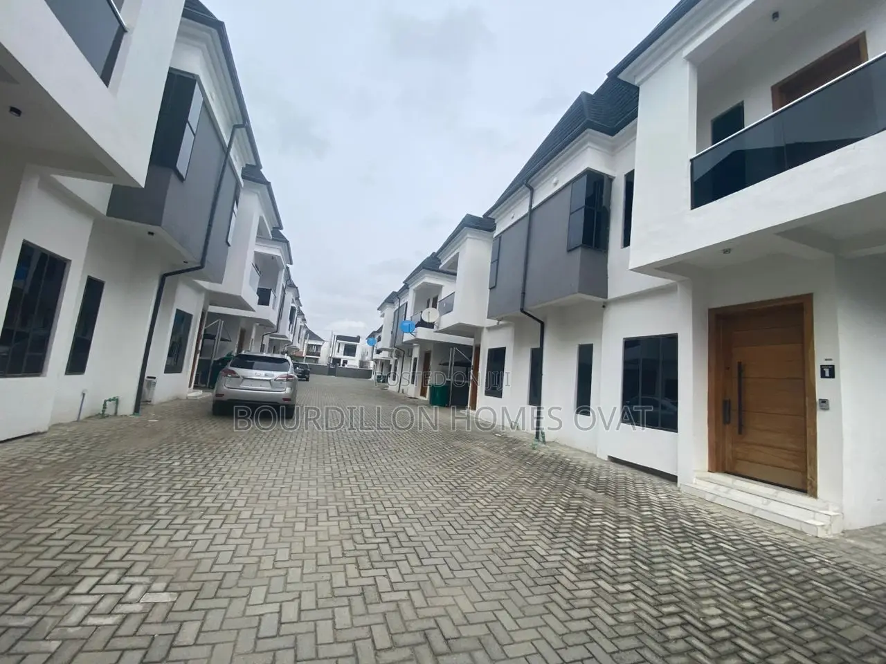 4bdrm Duplex in Lekki for rent in Lekki