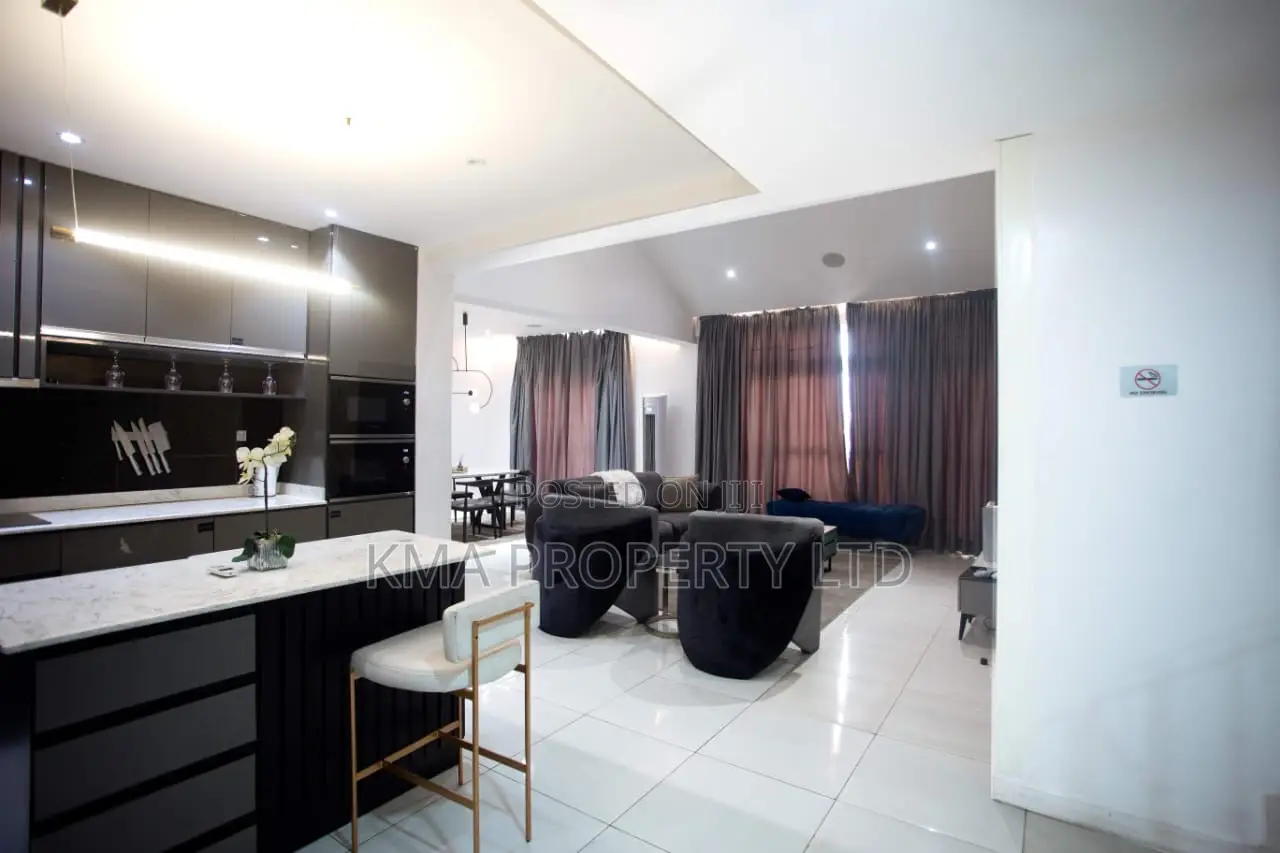 Luxurious 3 Bedroom Apartment With Snooker and Private Cinema in Osapa london