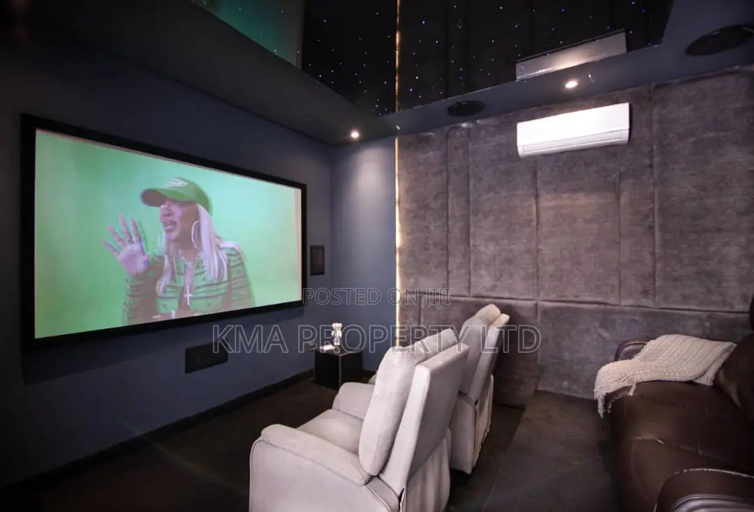Luxurious 3 Bedroom Apartment With Snooker and Private Cinema in Osapa london