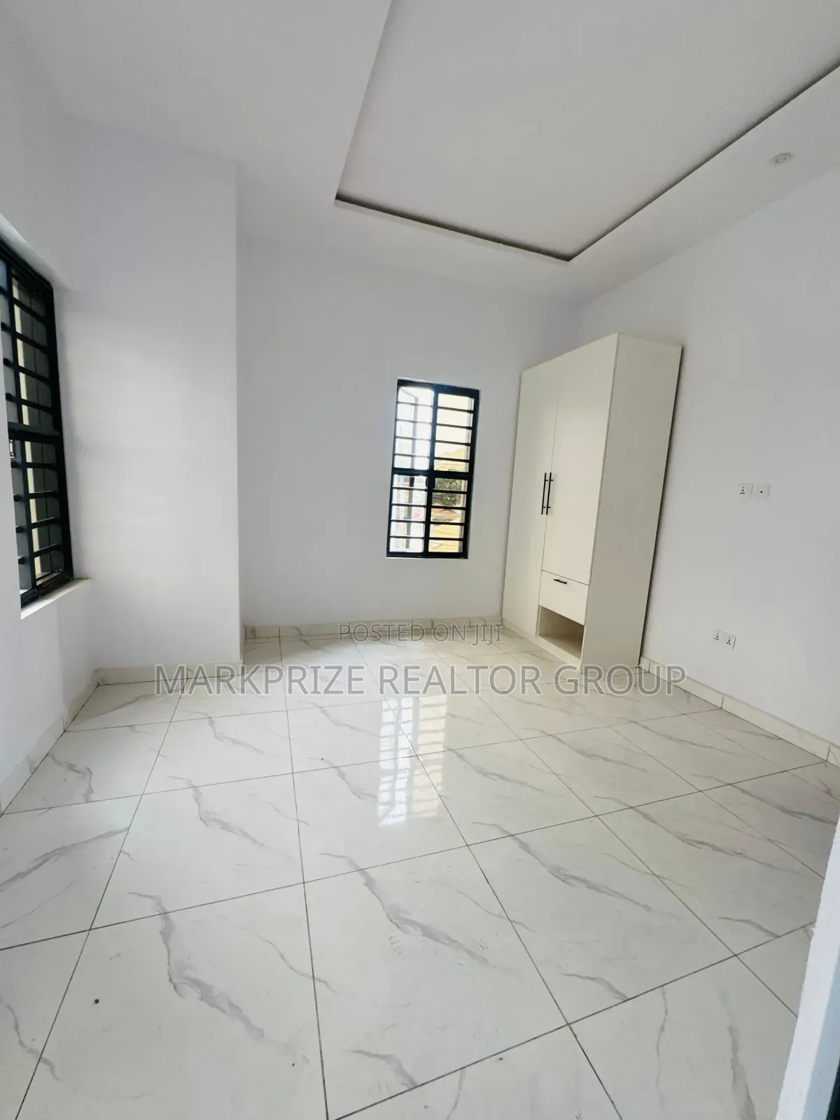 3bdrm Apartment In Surulere Lagos For Sale in Surulere