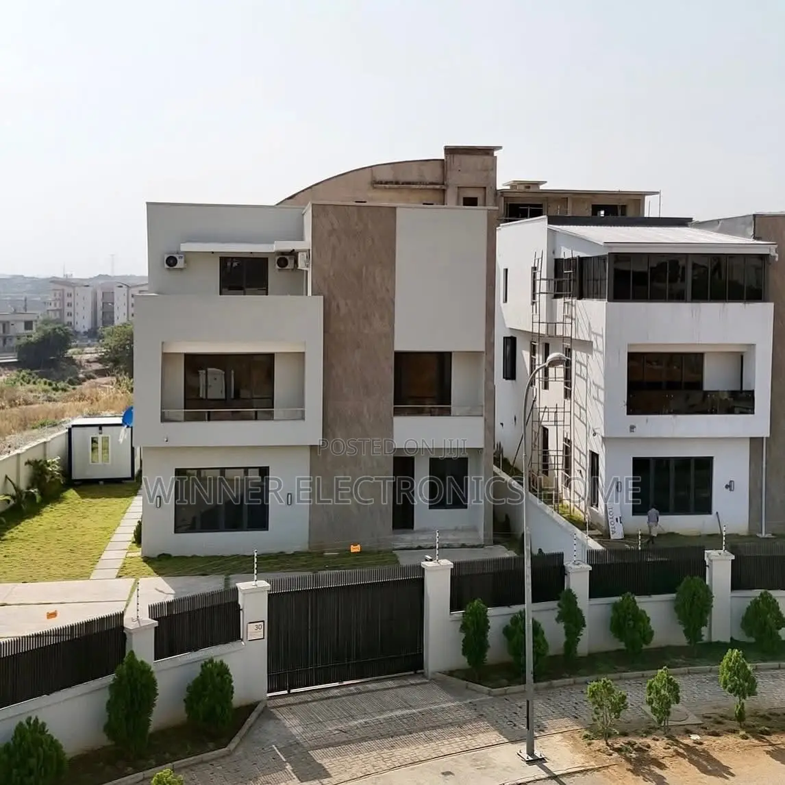 6bdrm Duplex in Katampe Extension for sale in Katampe Extension