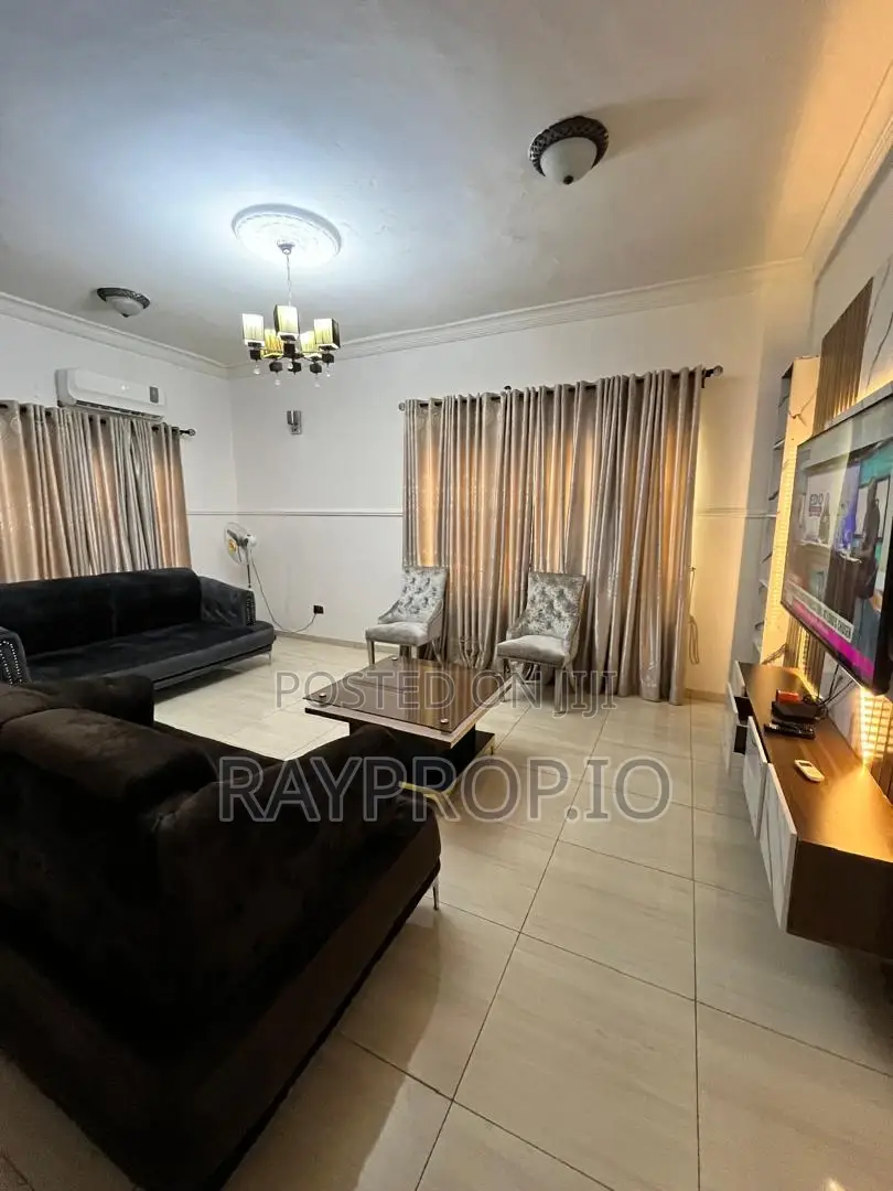 750863qh - 3 Bedroom Shortlet in Ajah in Lekki Gardens Estate