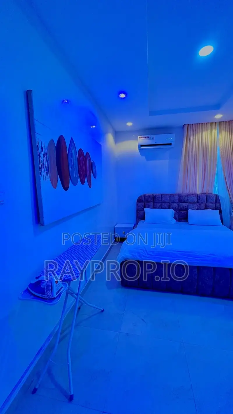 767004bp - 2 Bedroom Shortlet in Lekki Phase 1 in Lekki Phase 1