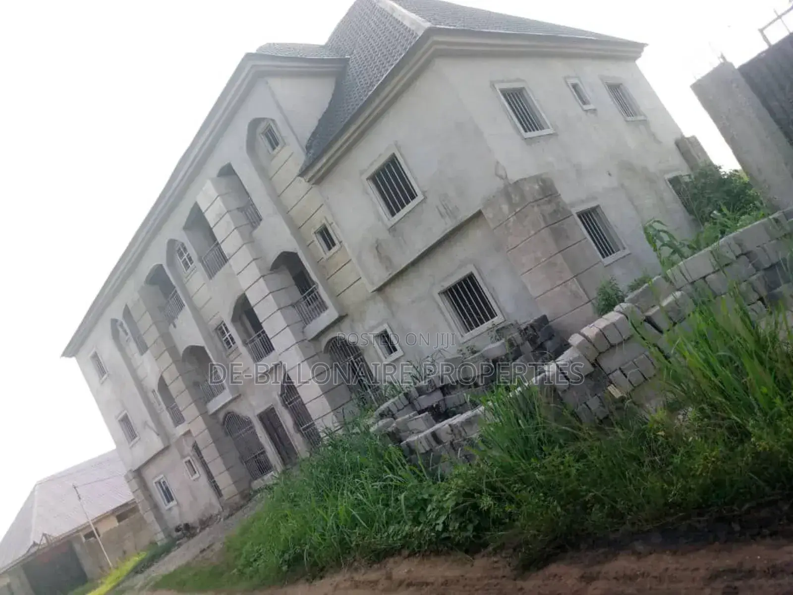 3bdrm Block of Flats in Owerri for sale in Owerri