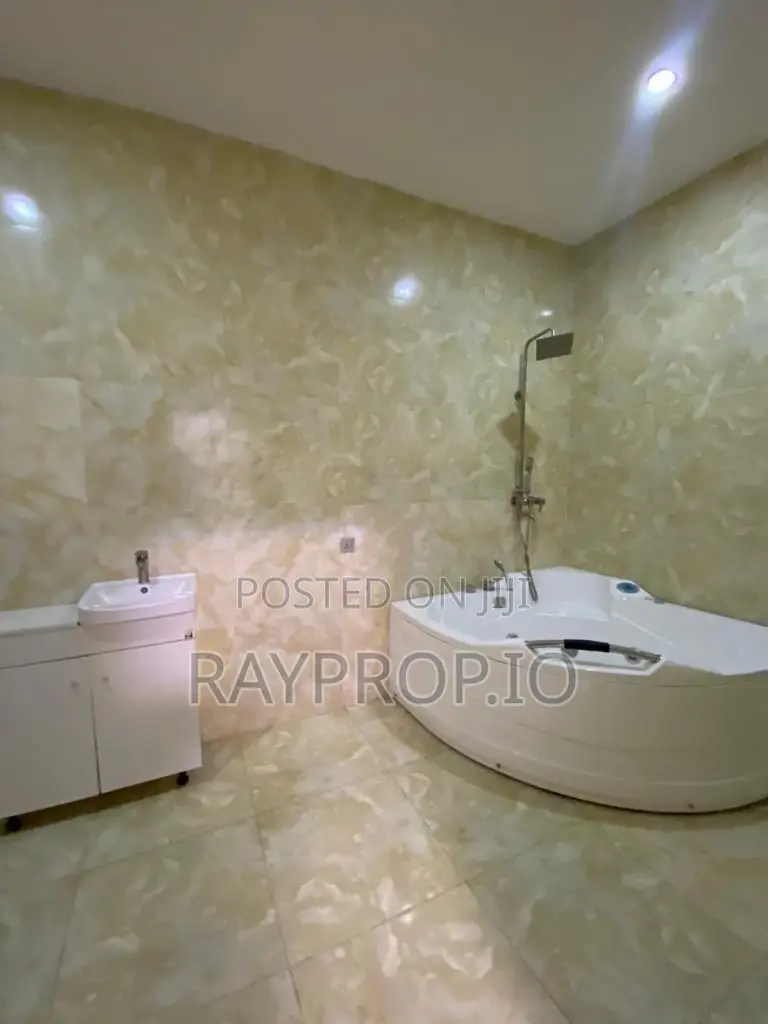 070709pu - 4 Bedroom Shortlet in Ikate Lekki in Ikate