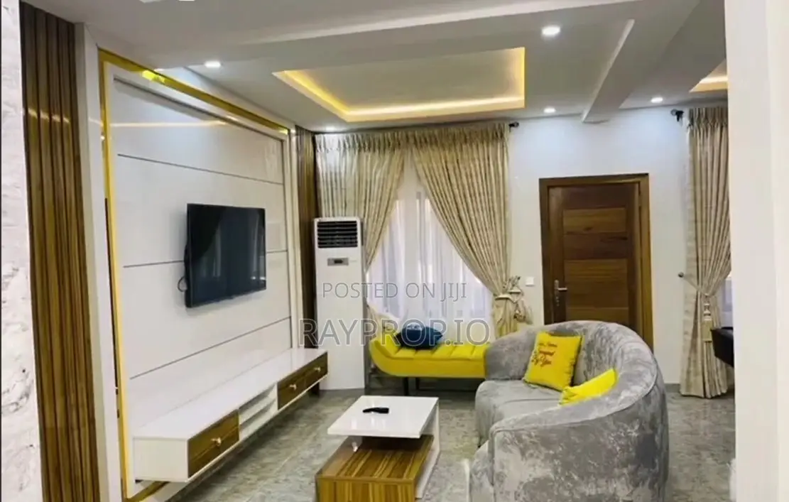 070709pu - 4 Bedroom Shortlet in Ikate Lekki in Ikate