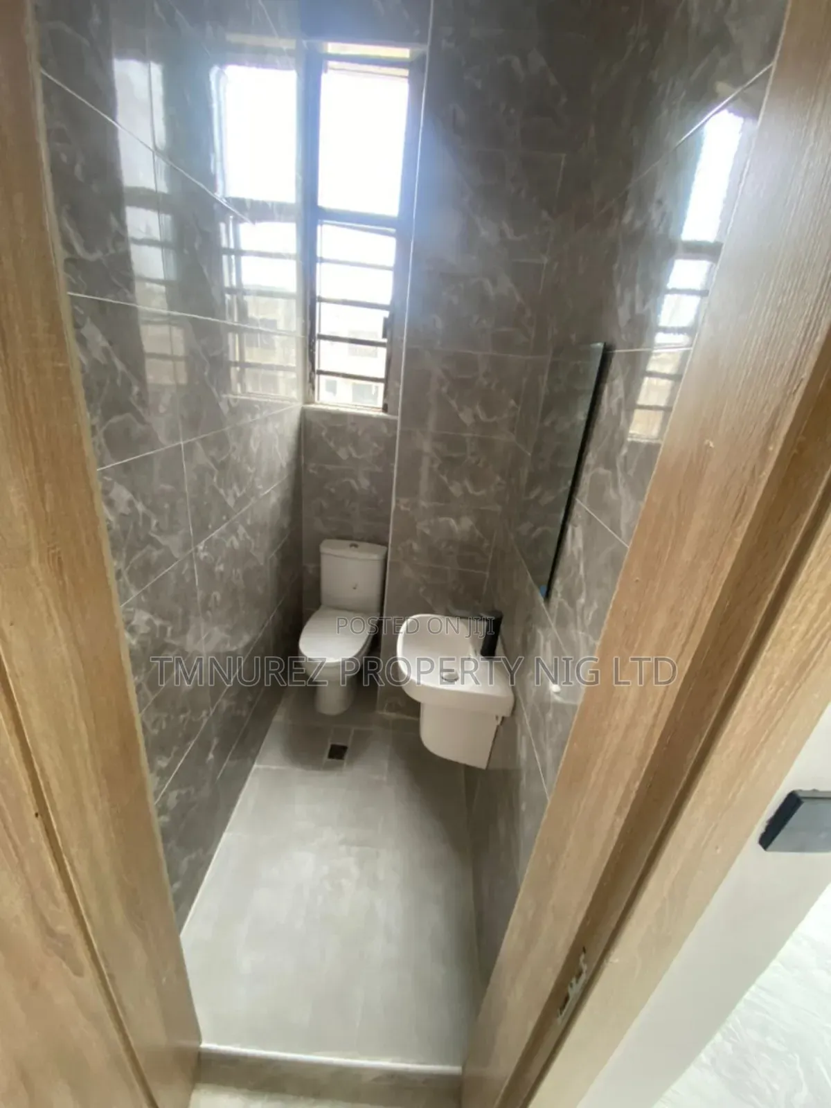 2bdrm Apartment in Ikota Estate for sale in Ikota