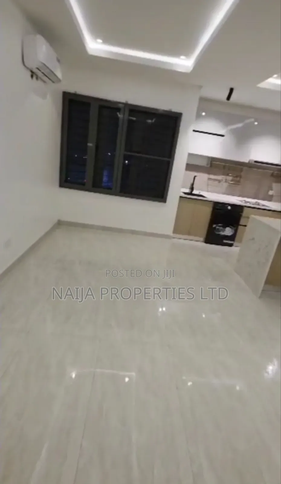 3bdrm Penthouse in Agungi, Lekki for sale in Lekki