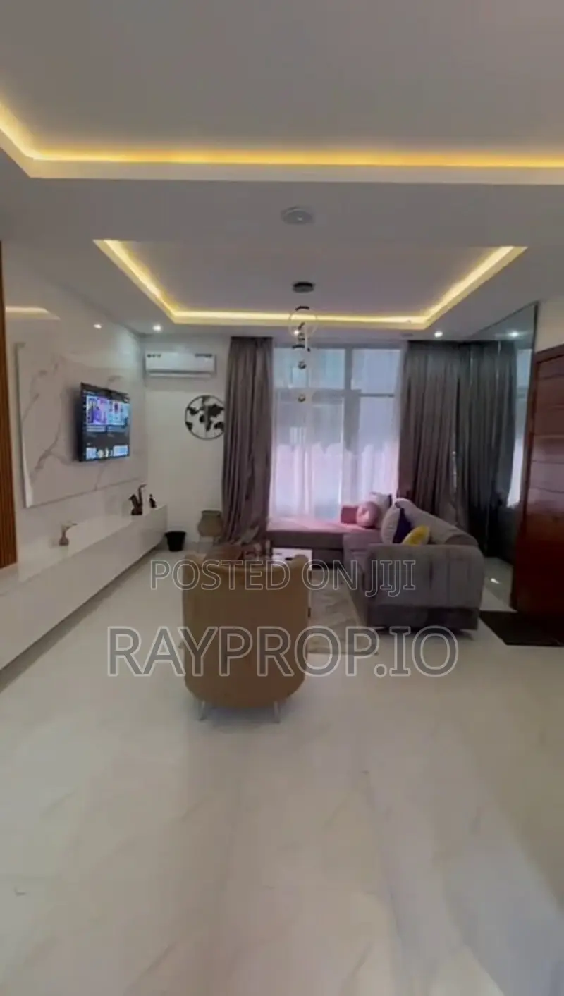 156850gh - 2 Bedroom Shortlet in Chevron Lekki in Chevron