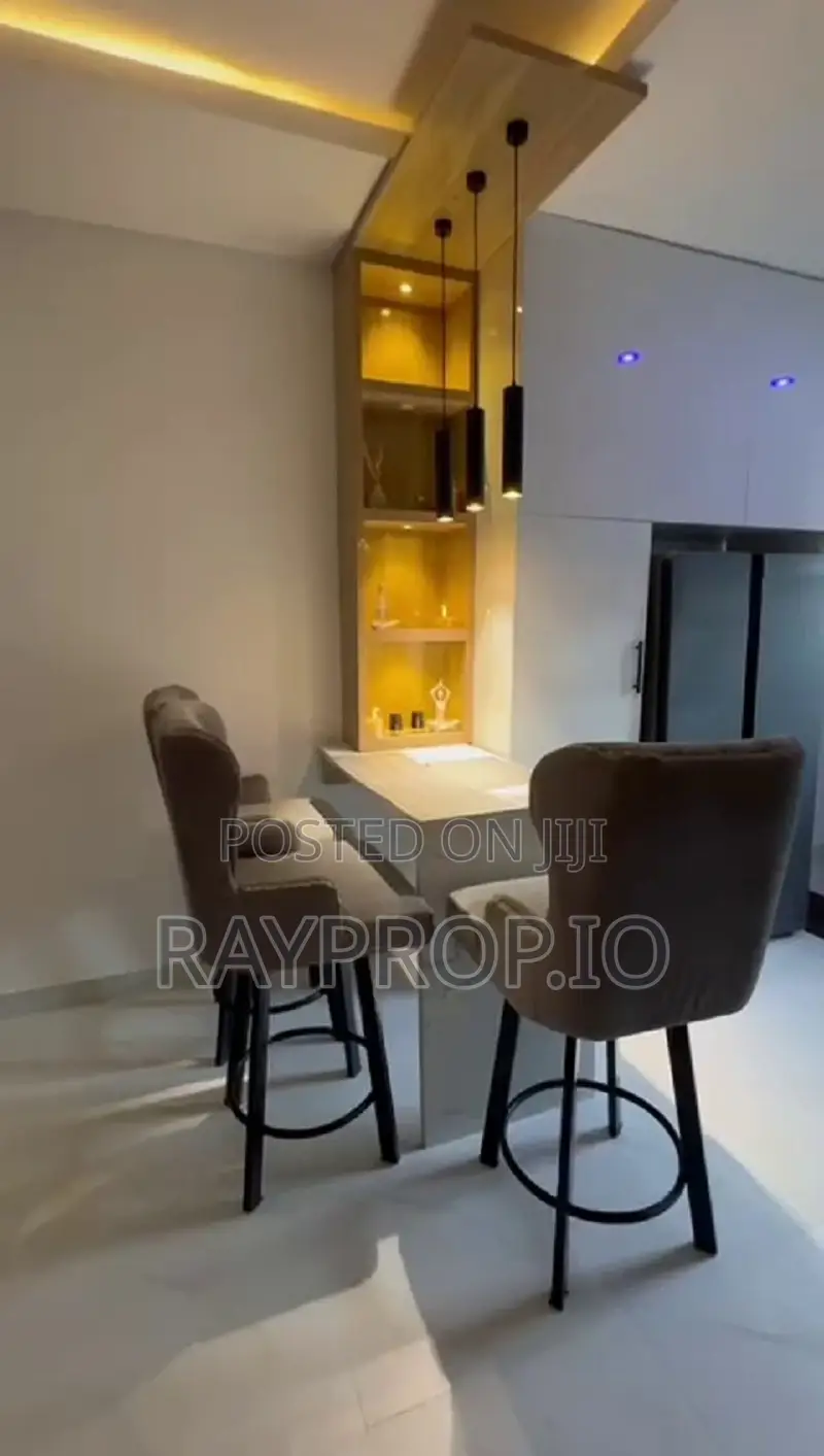156850gh - 2 Bedroom Shortlet in Chevron Lekki in Chevron