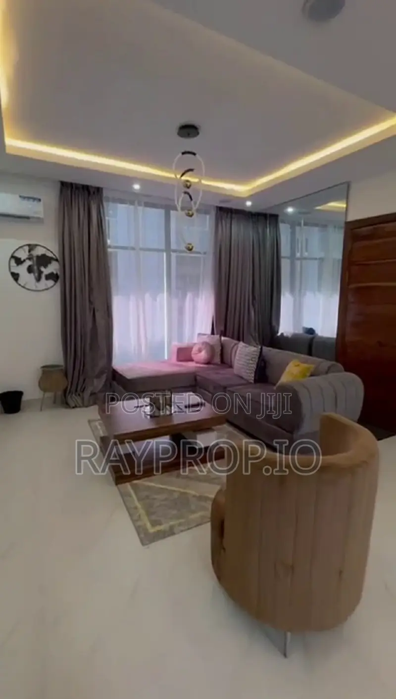 156850gh - 2 Bedroom Shortlet in Chevron Lekki in Chevron