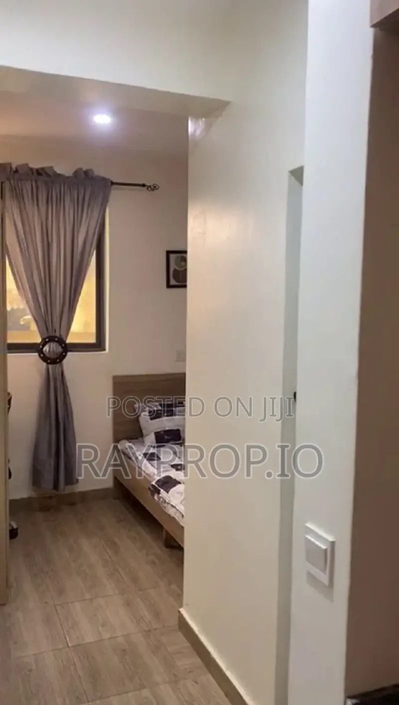 742370tu - Studio Shortlet in Yaba in Sabo / Yaba