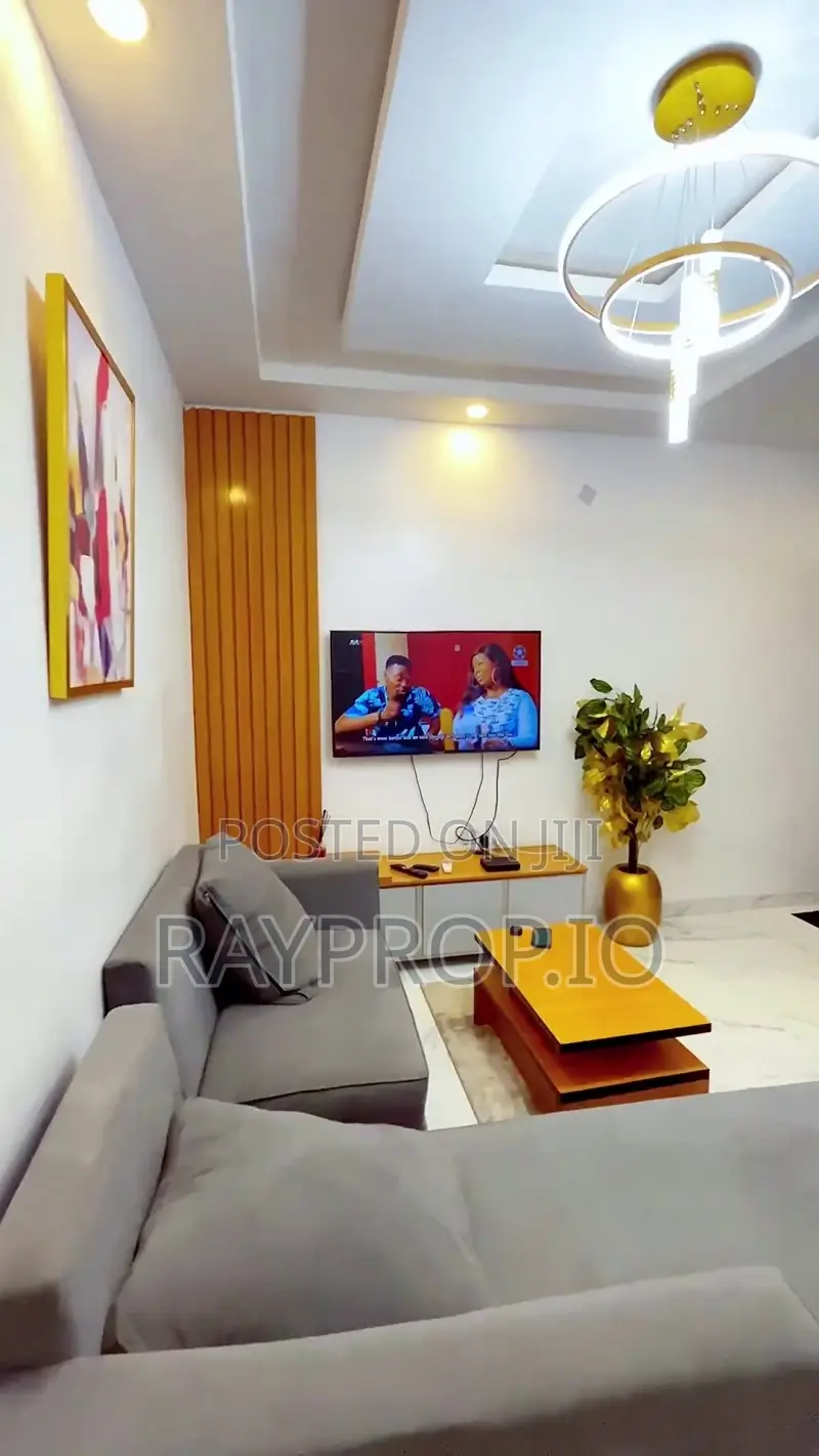900729ce - 1 Bedroom Shortlet in Surulere in Coker