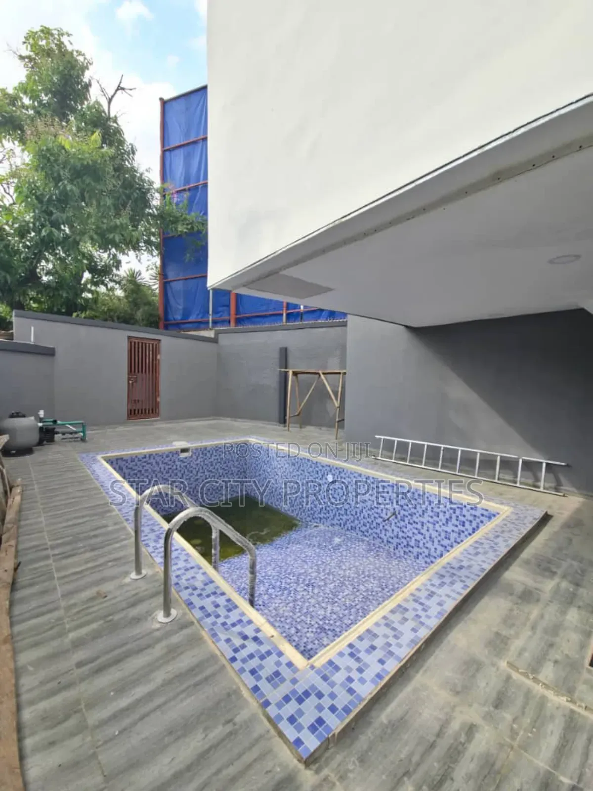 3bdrm Apartment in Shonibare for rent in Shonibare Estate