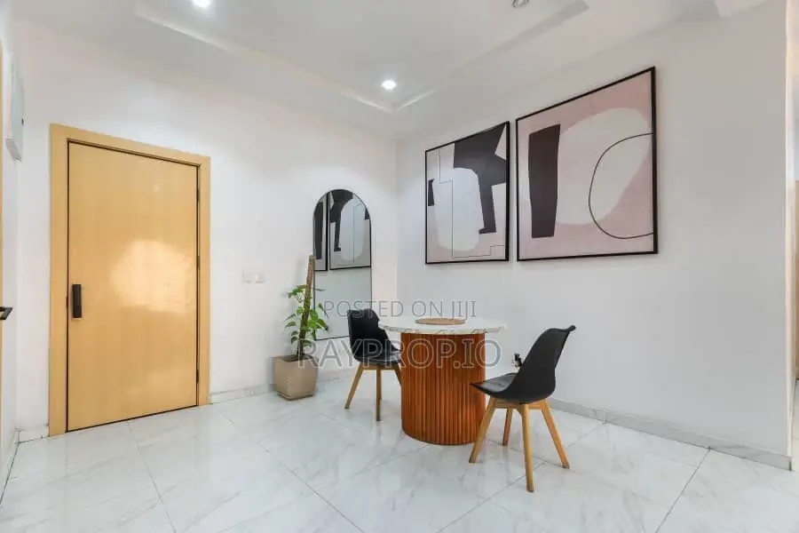 264833hz - 2 Bedroom Shortlet in Lekki Phase 1 in Lekki Phase 1