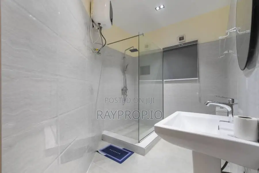 264833hz - 2 Bedroom Shortlet in Lekki Phase 1 in Lekki Phase 1