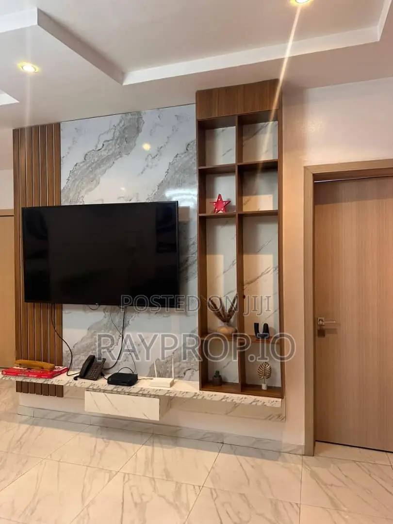 814280se - Elegant 1 Bedroom Shortlet in Lekki Phase 1 in Lekki Phase 1