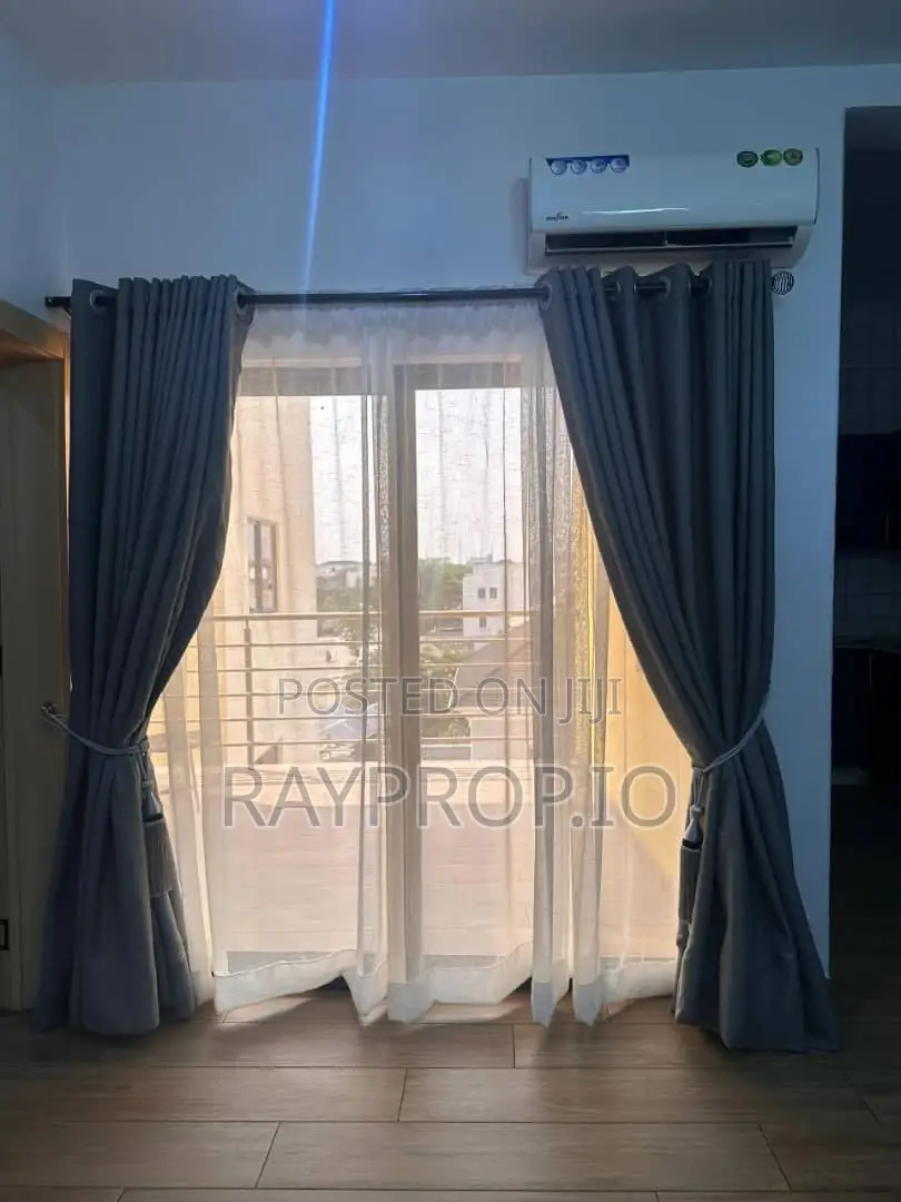 814293se - Charming 1 Bedroom Shortlet in Lekki Phase 1 in Lekki Phase 1