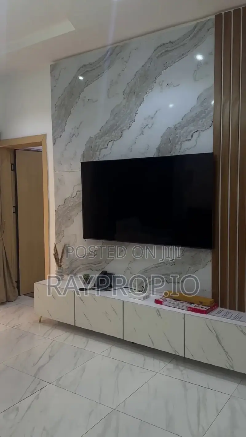 814282se - Stylish 1 Bedroom Shortlet in Lekki Phase 1 in Lekki Phase 1