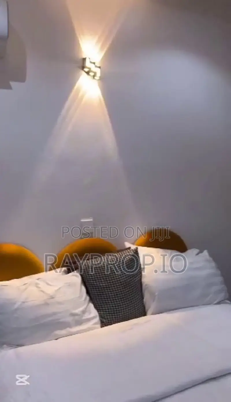 814284se - 1 Bedroom Shortlet in Lekki Phase 1 in Lekki Phase 1