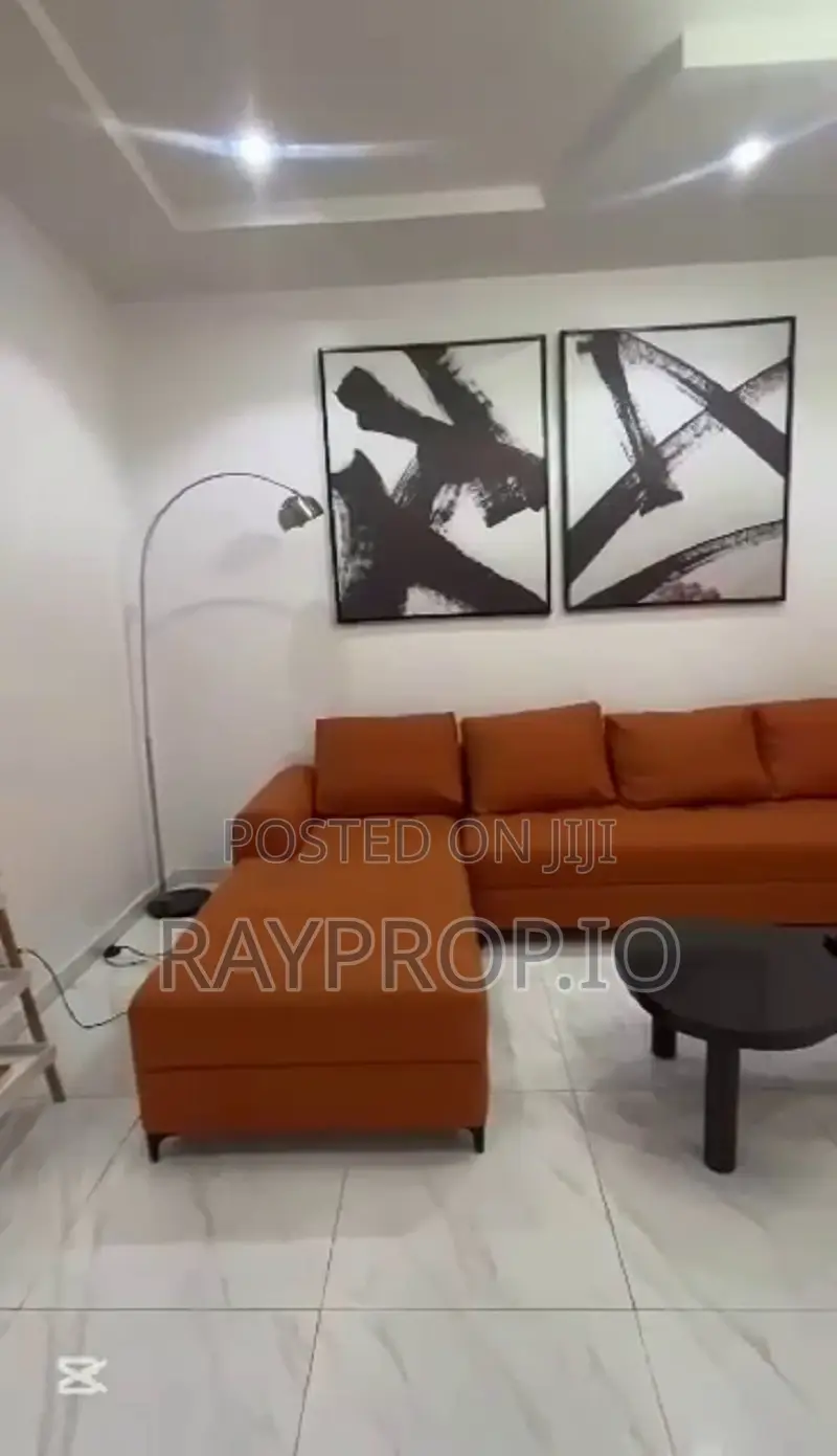 814284se - 1 Bedroom Shortlet in Lekki Phase 1 in Lekki Phase 1