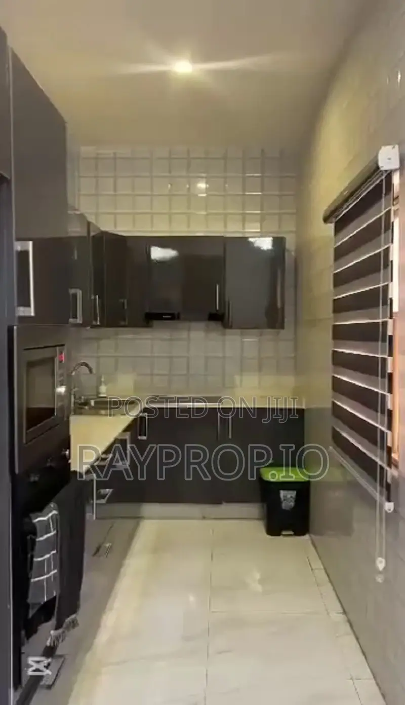 814284se - 1 Bedroom Shortlet in Lekki Phase 1 in Lekki Phase 1