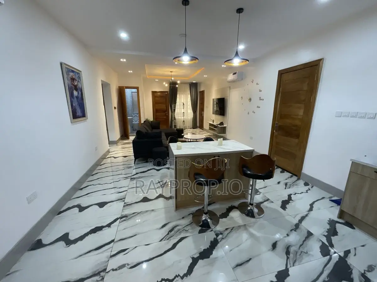 953280bb - 2 Bedroom Shortlet in Ikota Gra in Ikota