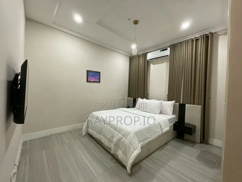 622529sm - Stylish 2 Bedroom Shortlet in Ikota Gra in Ikota