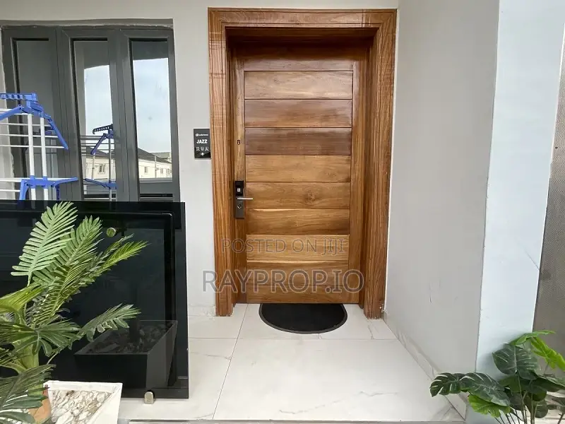 622529sm - Stylish 2 Bedroom Shortlet in Ikota Gra in Ikota